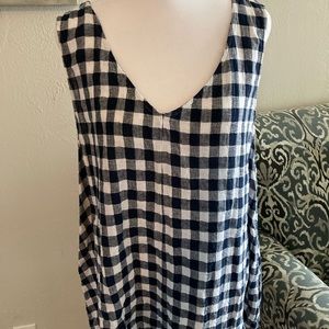 Time and Tru Tank Top